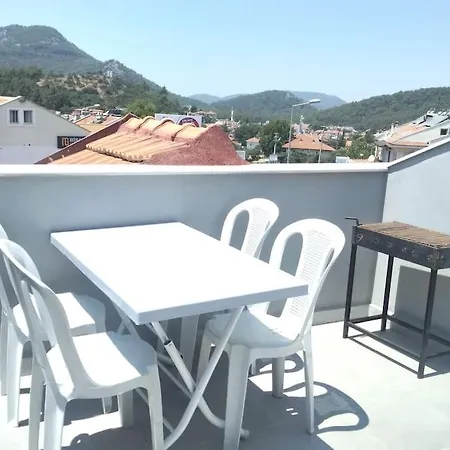 Fethiye Hisaronu, 2+1 Flat Close To Entertainment Center * フェティエ