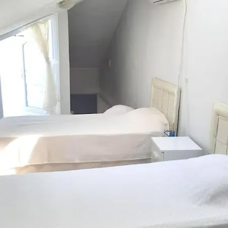 Fethiye Hisaronu, 2+1 Flat Close To Entertainment Center アパート